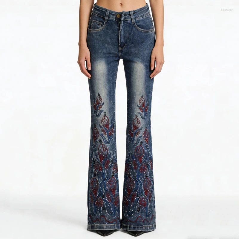 Jeans da donna ricamo floreale primavera 2026 pantaloni casual alti da donna slim svasati 8c