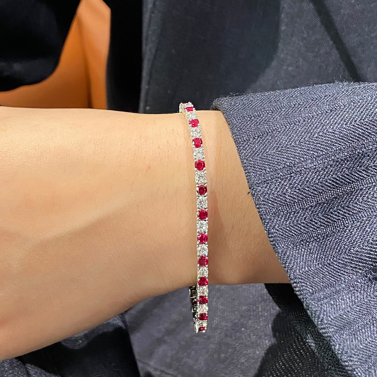 Luxury 18K Gold Fill Round Ruby Clear 5A CZ Tennis Alternating Red White Stone Bracelet Elegant Bridal Evening Jewelry For Women Deliy Wear Gift
