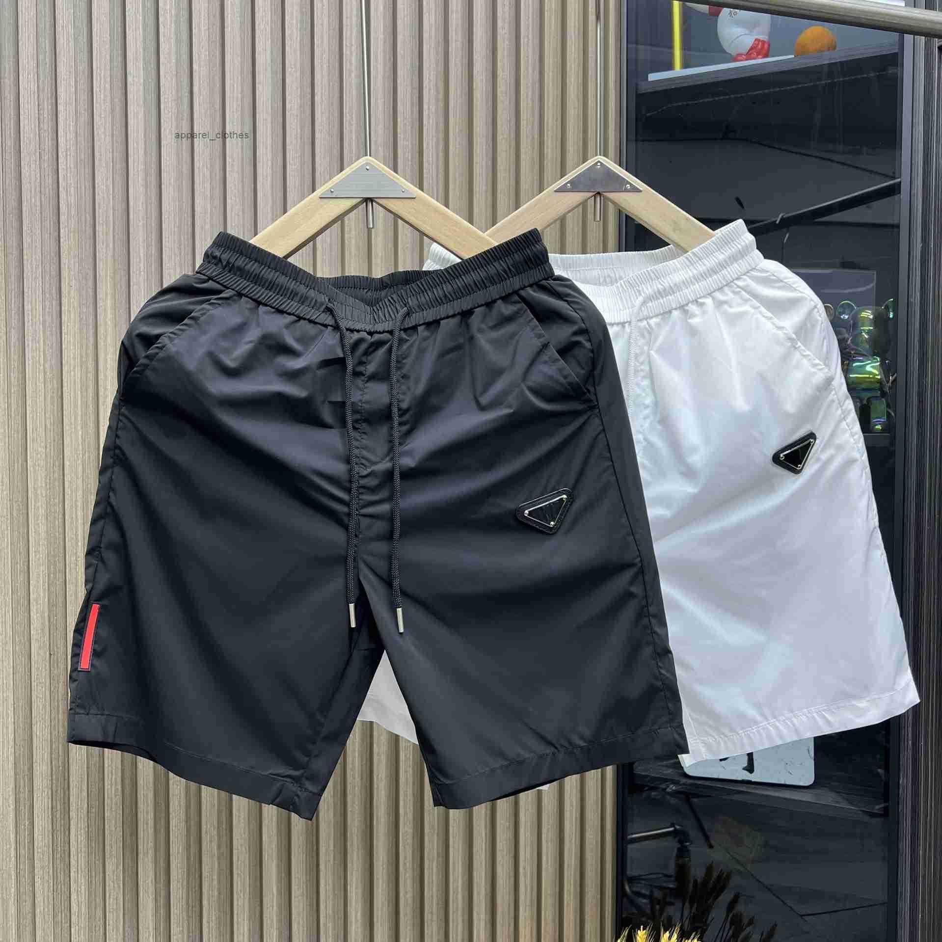 hot Free shipping luxury Mens Shorts Japanese minimalist mens shorts solid color loose casual mid length pants