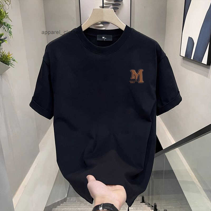 Designer Luxury Mens 2026 New Fashionable Leisure Sports Outdoor Versatile Letter Pattern Mens T-shirt Short Sleeve Loose Street Wear Summer Mens We