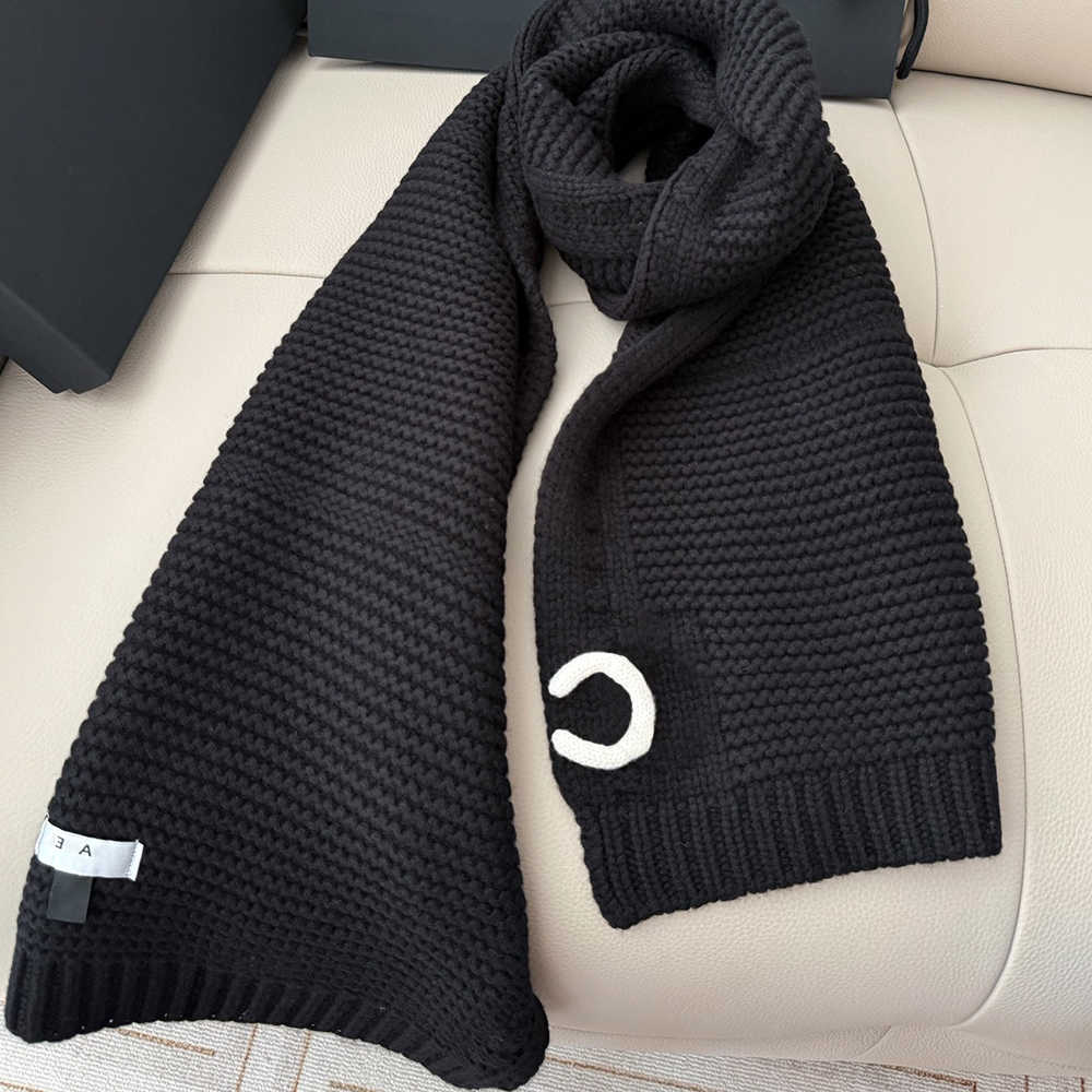 Pour les femmes écharpe épaisse femmes longue hiver laine cachemire châle foulard frange nouveau style S260729GC4W