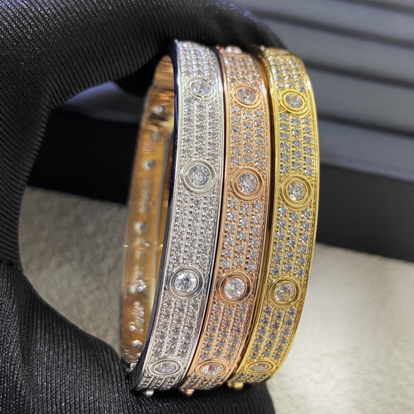 high quality 1:1 bracelet Stainless Steel 18K Gold Plated full diamond Bracelets Designer Bangle Couple's bracelet without box