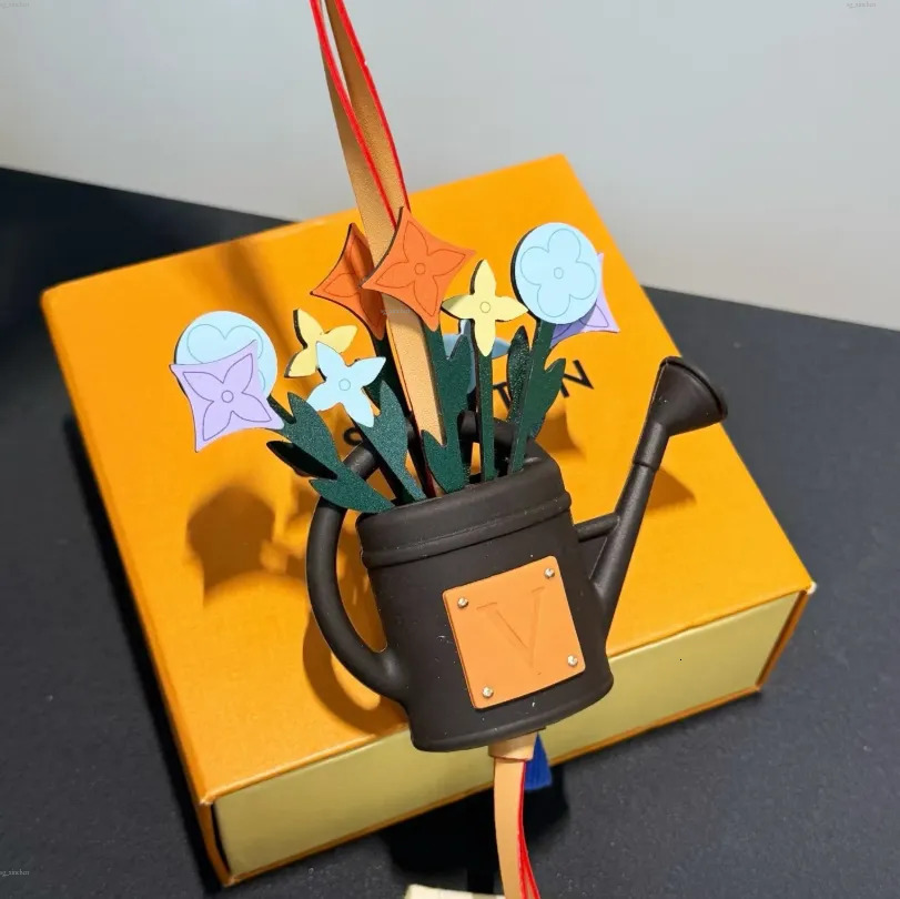 New Designer 3D Flowers Can Bag Charm Keychain Multicolor Leather Flower Watering pot Pendant Luxury Handbag Accessory Car Hanging Ornament Gift