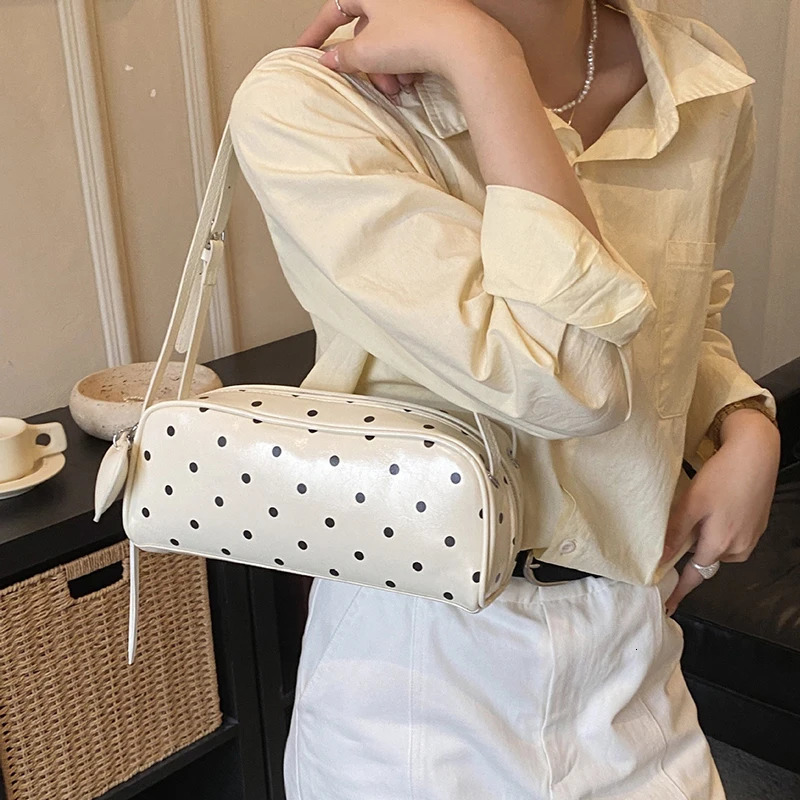 Dot Pillow Bag Polka Womens Fasion ig-end Y2k Zippered Soulder Underarm Bag Casual Commuting andbag 260728 M260805