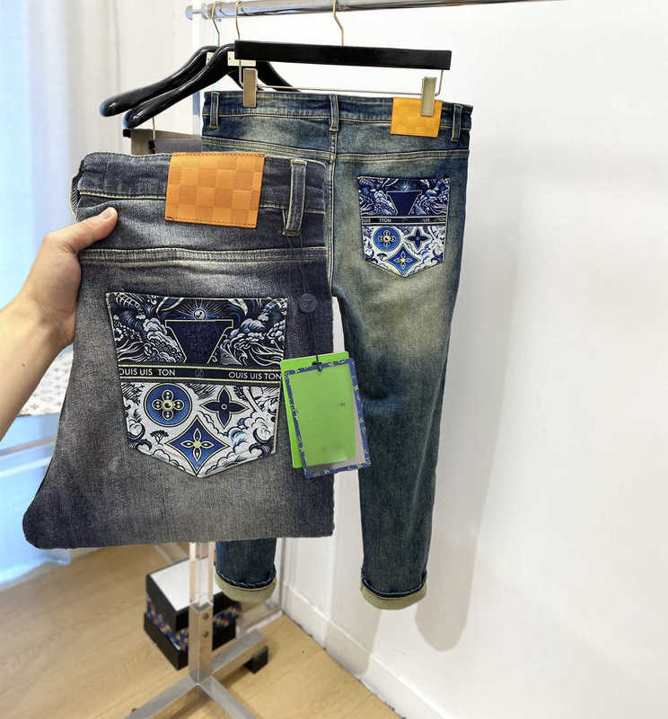designer Men's Jeans Trendy brand denim jeans autumn and winter new straight-leg slim-fit stretchy high-end luxury jeans Men's clothing S9