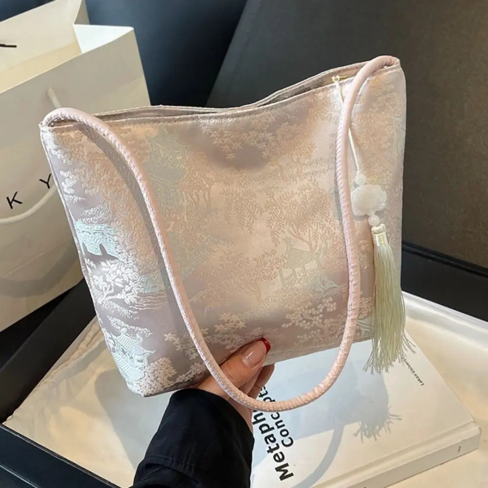 Chinese Style Shoulder Bag Retro Portable Women Handbags Large Capacity Gift Messenger Bag Commuting Bag Bucket Bag 260729