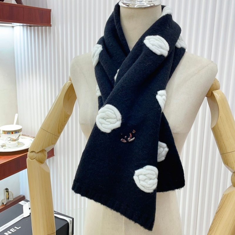 Top brand version long knitted scarf women's autumn and winter new style letter shawl enlarged warm and thick scarfAAA