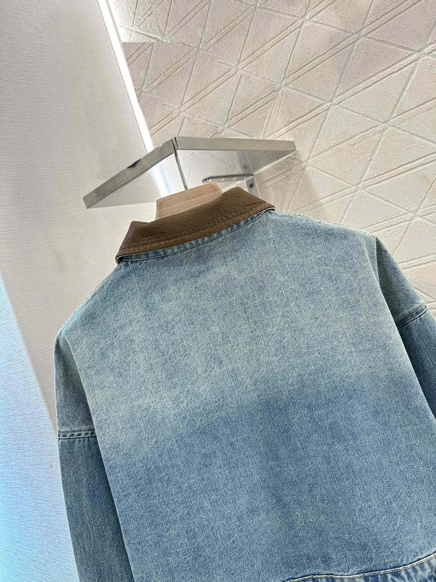 Jacket Women Short casual Vintage Style Clashing Leather Collar Double Pocket Washed Fashion Women's Short Denim Jacket Ladies Cropped Coat bd9