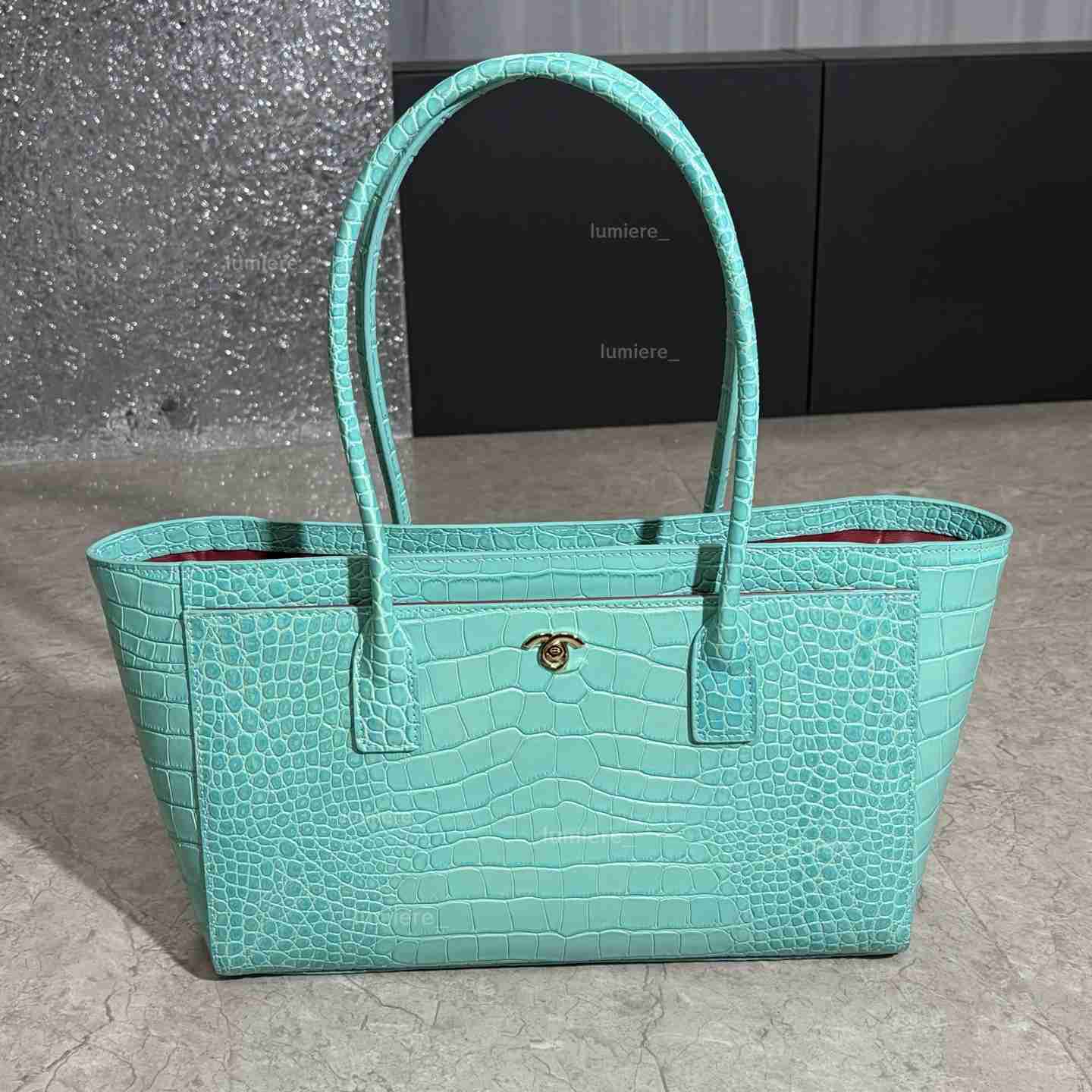 Hot topic Designer Bag Womens Luxury Bag Genuine Leather Hobo Underarm Bag For Women Fashionable Tote Bag Large Capacity Handbag Retro Style Single