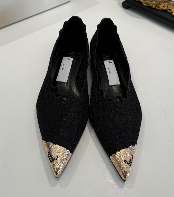 Women Designer Elegant Black Lace Pointed Toe Flats, Scalloped brand logo Slip On Dress Shoes, Metallic Gold Decorative Cap Toe Soft Comfortable Bal