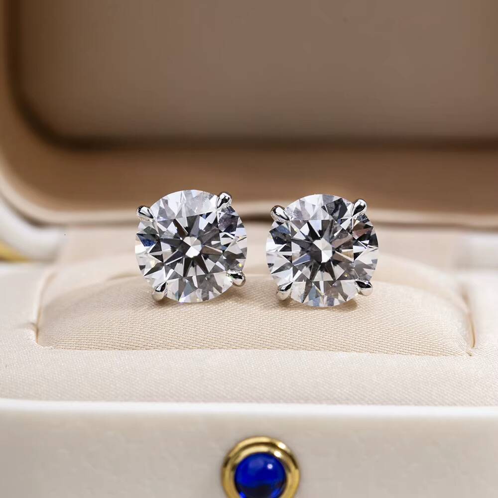 MSE-793 925 Silver Classic Desaigned 1ct Round Moissanite Diamond Stud Earrings