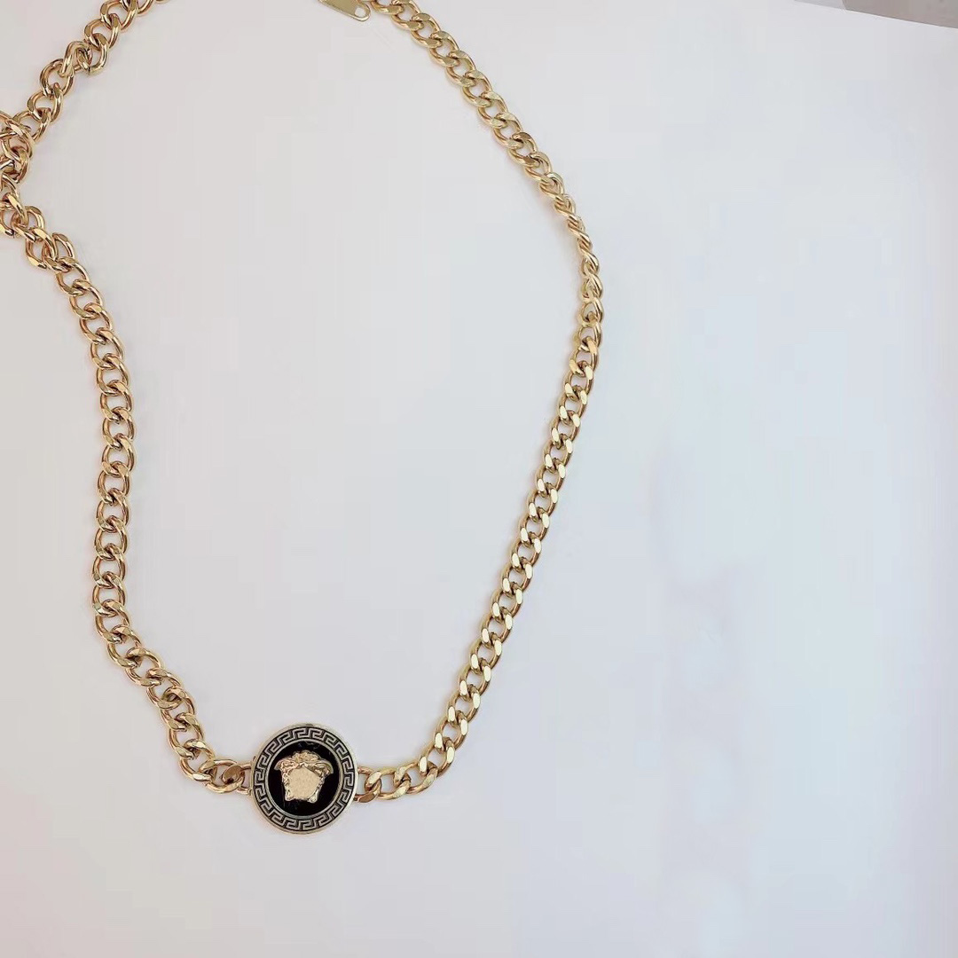 Newest style Designer Brand Simple Necklaces 18K Gold Plated Never Fade Luxurys Pendant Necklace Wedding Christm Party Festival Ewelry Gift