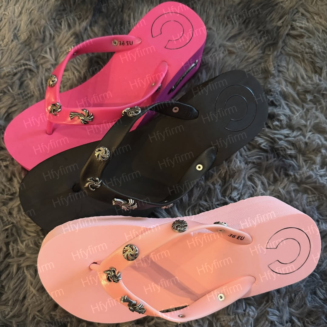 Chrome Designer String Sandales Tongs Femmes Plateforme Chaton Talons Été Plage Luxe En Caoutchouc Pantoufles Automne Mules Pompes Dame À Talons