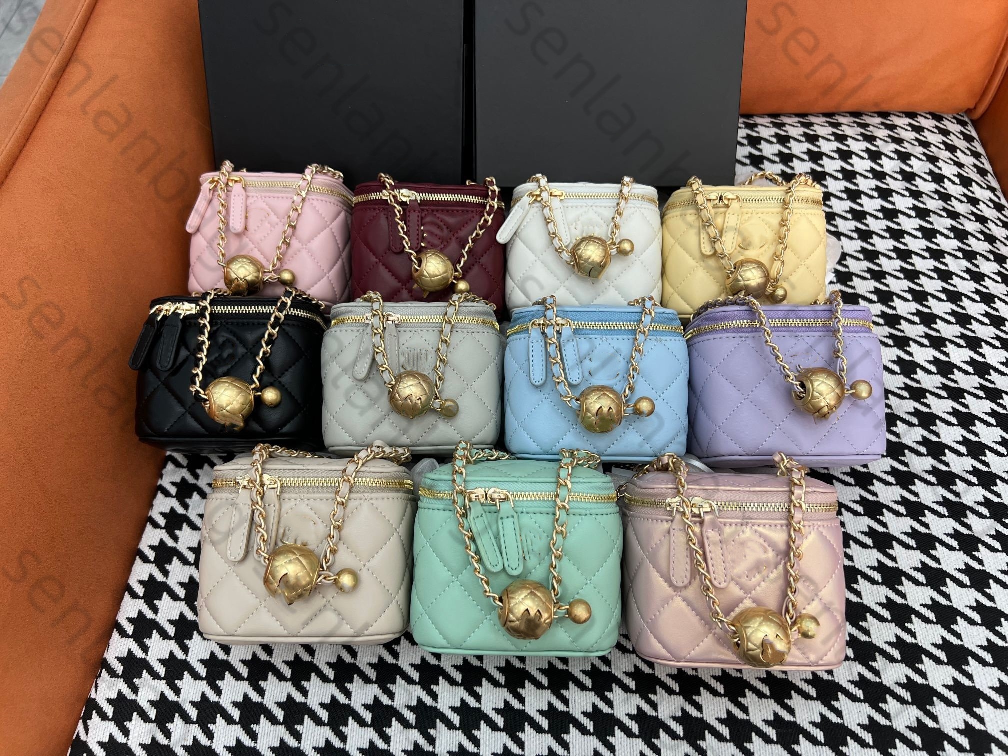New designer mini makeup light luxury fashion messenger bag, trendy women's bag with mirror, coin purse, card holder 149693