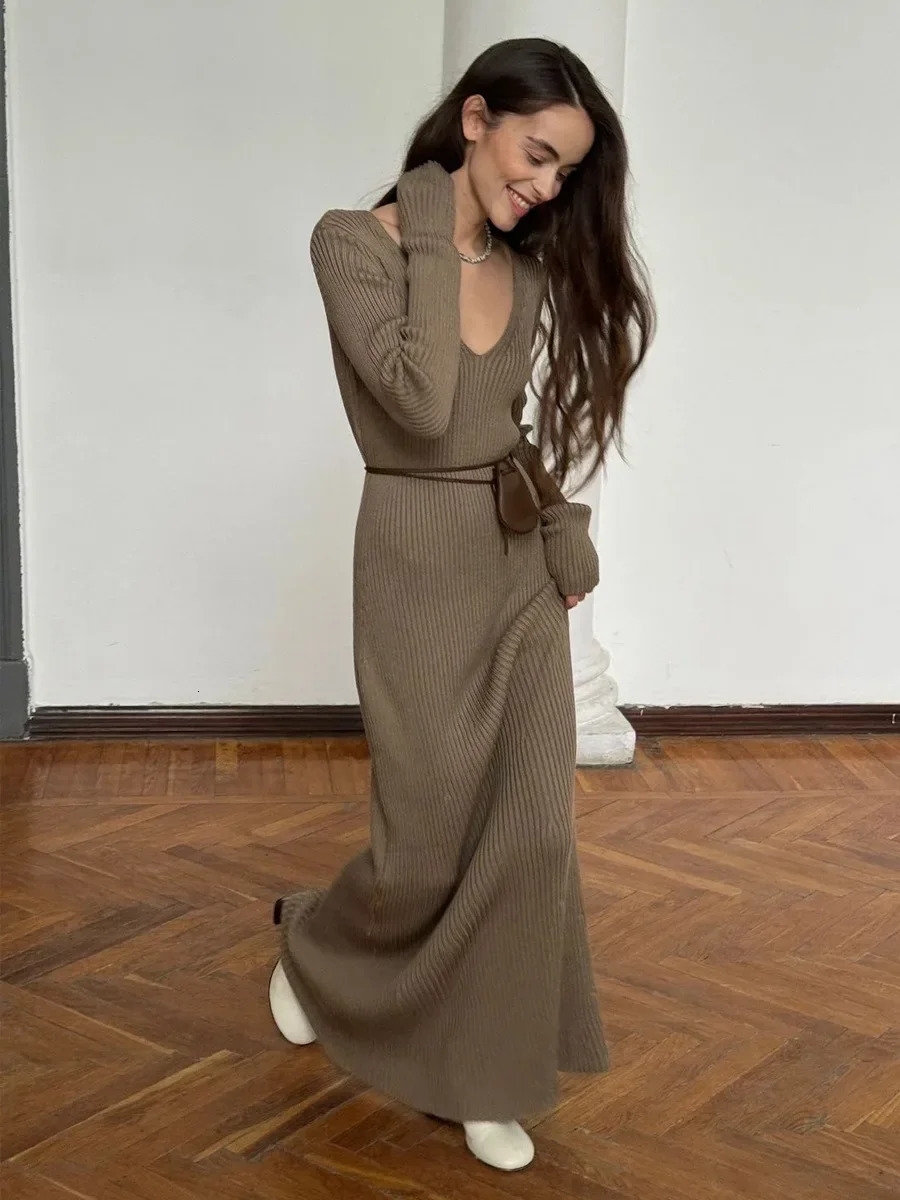 Blubelle Womens Solid Color Long Sleeve V-neck Slim Bodycon Knitted Maxi Dress Trendy Elegant Fashion Dresses 260728BJ