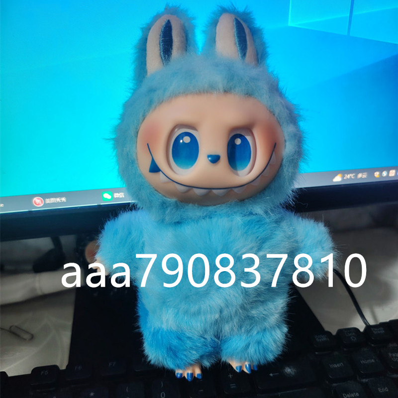 New cross-border online celebrity explosions bubble Ma tera bu three generations vinyl face series pendant Key chain blind box Birthday Christmas-image-1060110610