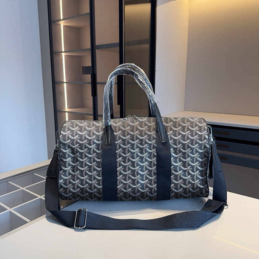 Designer Duffel Bags Womens Bag Luxury Travel Bag Toiletry Bag Simple Wash Bag Genuine Leather Large Capacity Handbag Ladies Portable Cylinder Bag C
