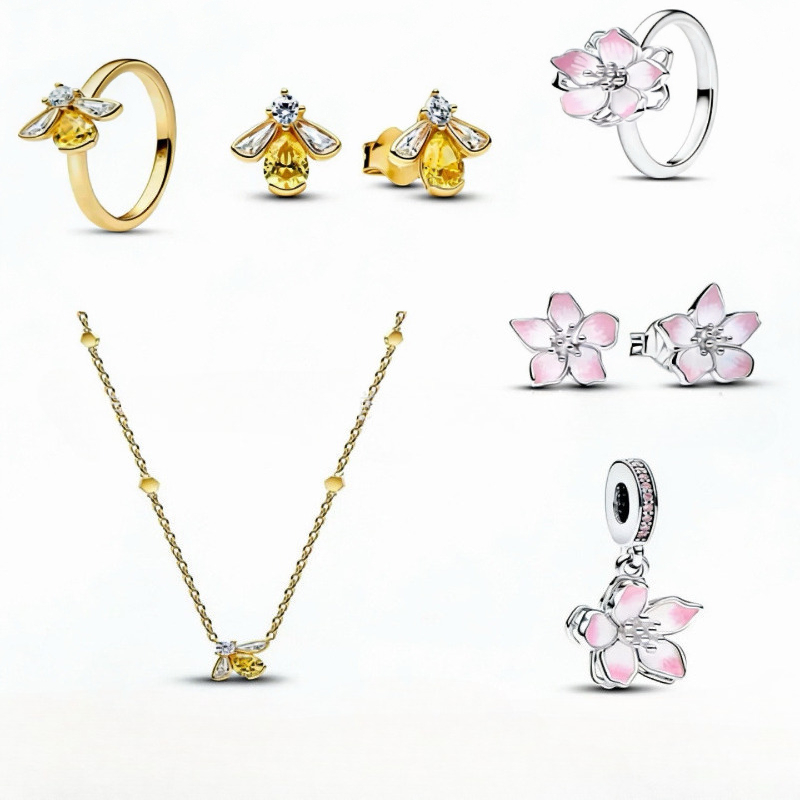 2026 newest silver bee designer pendant necklace rings earrings charm yellow diamond crystal charm pink cherry blossom necklaces choker earring ring