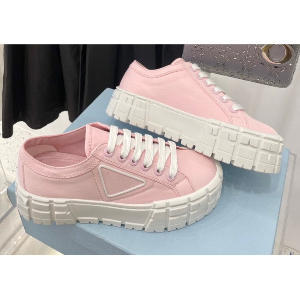 2026fashion new model Designer shoes new casual shoes triangle logo thick sole height increase classic fashion versatile lace up board shoes women s
