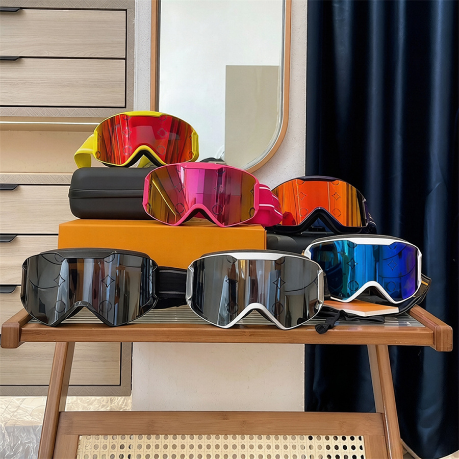 Mens Designer Ski Goggles Winter Glasses Anti-Fog Luxury Womens Skiing Goggles Polarized Double-Layer Lens Professional Snowfield Outdoor Eye Protec