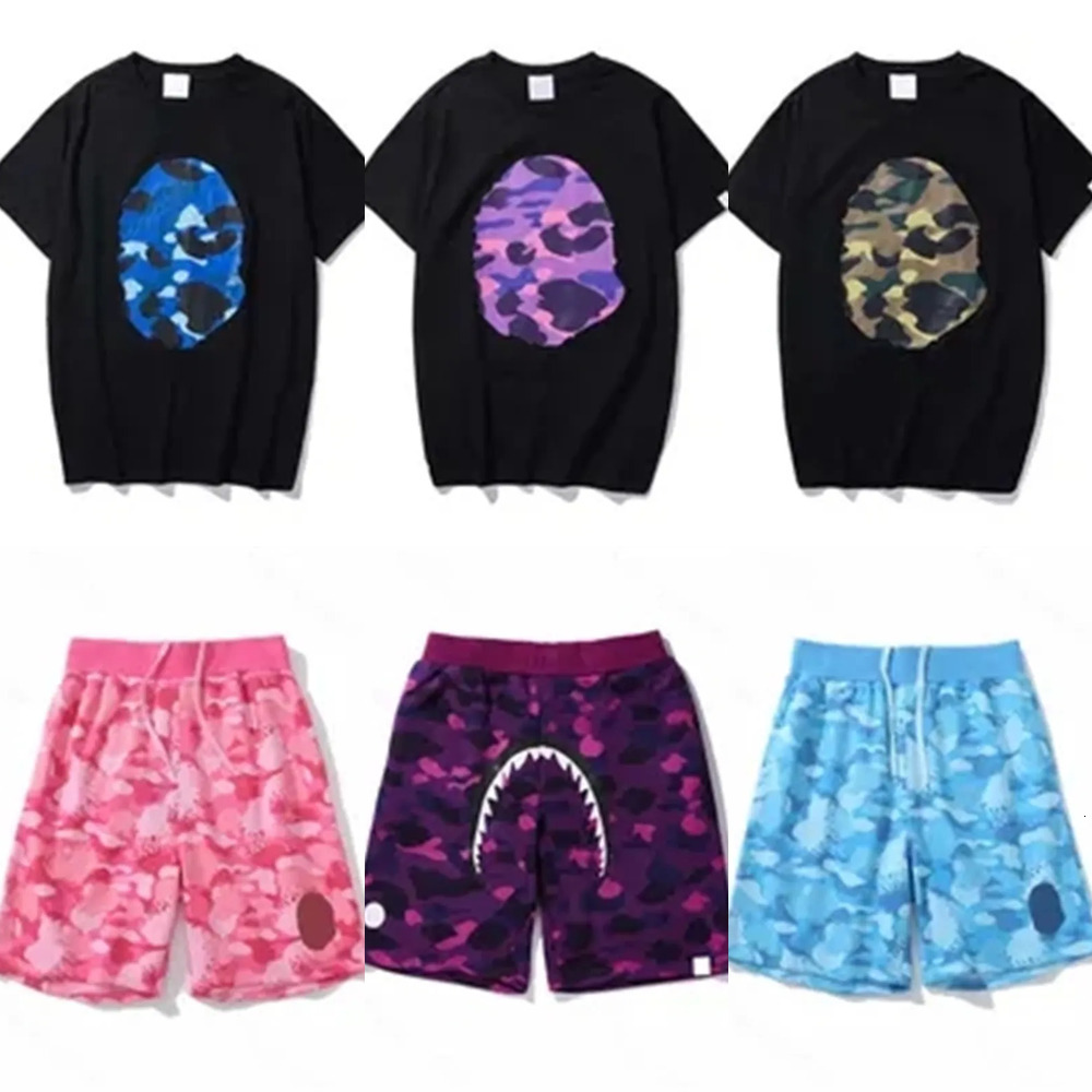 Designers Mens Tshirts Fashion Tops Casual Cotton short sleeved Clothing Street Shorts Ape man streetwear Graphic Camouflage Shark hippie Y2