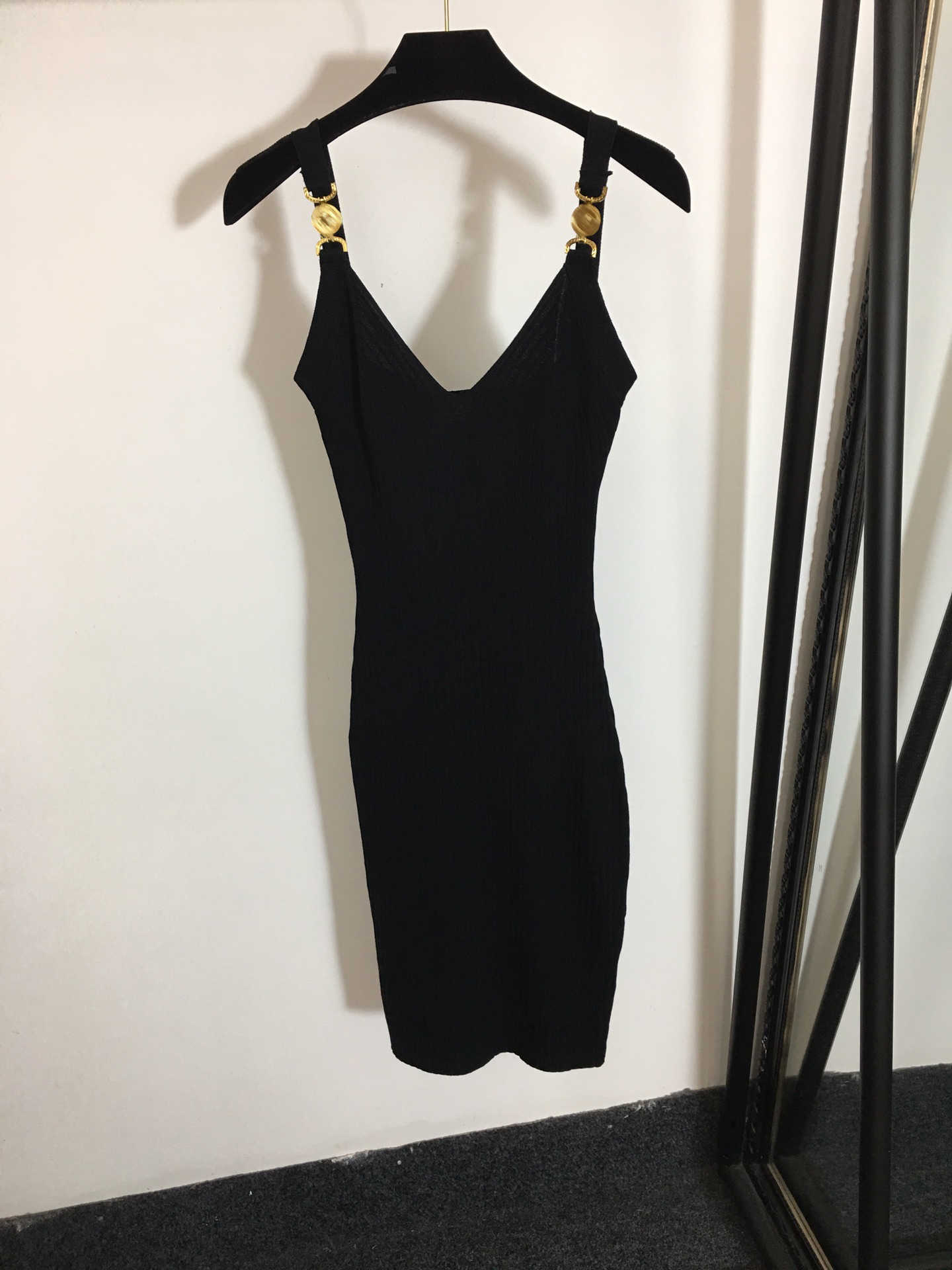 Luxury Women Dresses Free Size Knit Dresses Sexy Body Shape Metal Decoration Form-fitting Stretch Knitted Summer Designer Dress For Womens Clothes