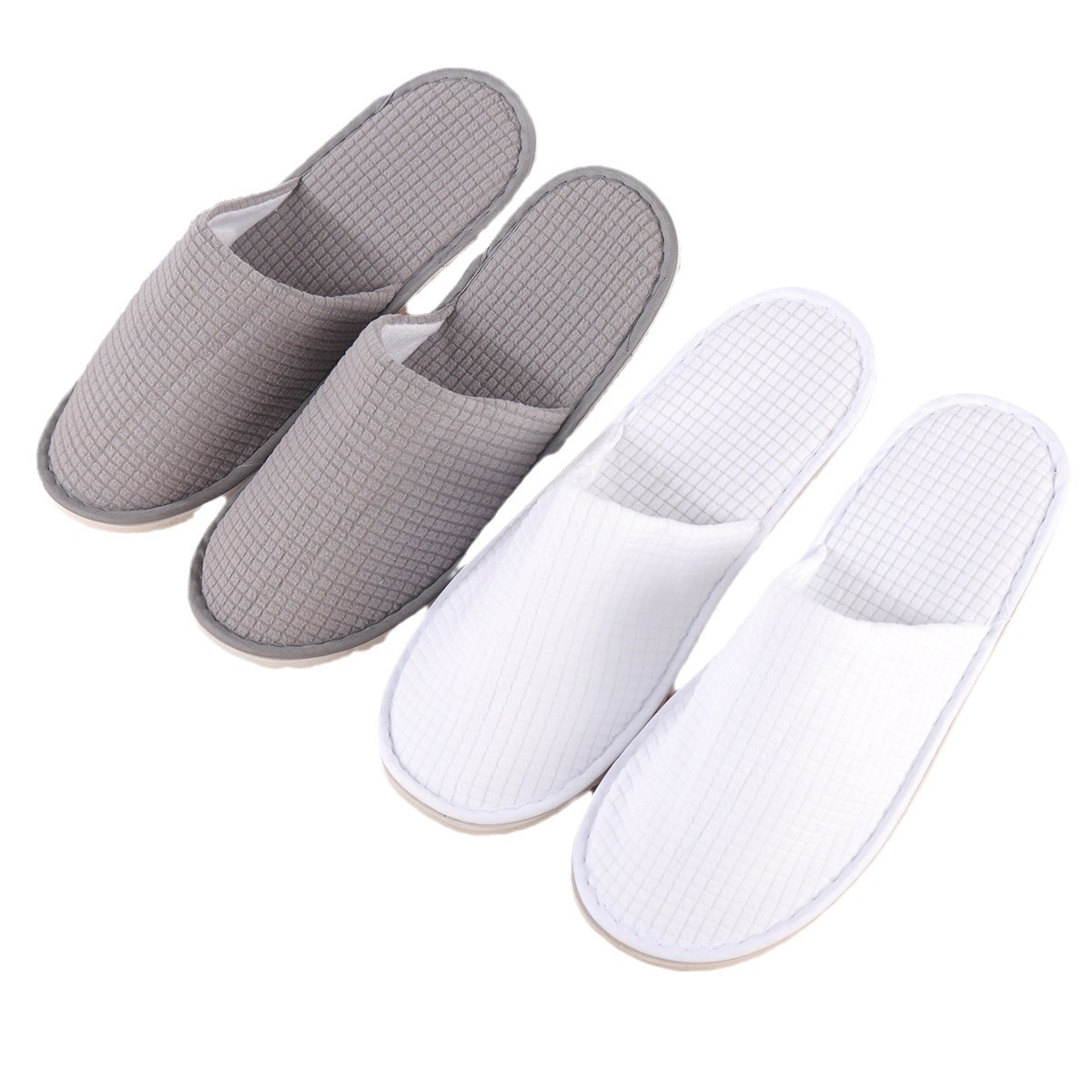 S55 All-Year Round Thickly Padded Slippers Made of High-Quality Coral Fleece Fabric