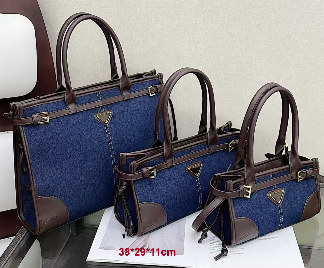 Luxury Handbag Designer Tote Bag Leather Messenger Shoulder Bag Woman Shopping Bag Outdoor Beach Bag Bucket Bag Plain Leather High Quality Purse