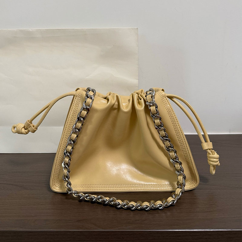 Nouveaux sacs de créateurs Sac fourre-tout Sacs à main Flamenco Sac à main Flamenco Sac à main pour femme Corde de traction Huile Cire Chaîne de