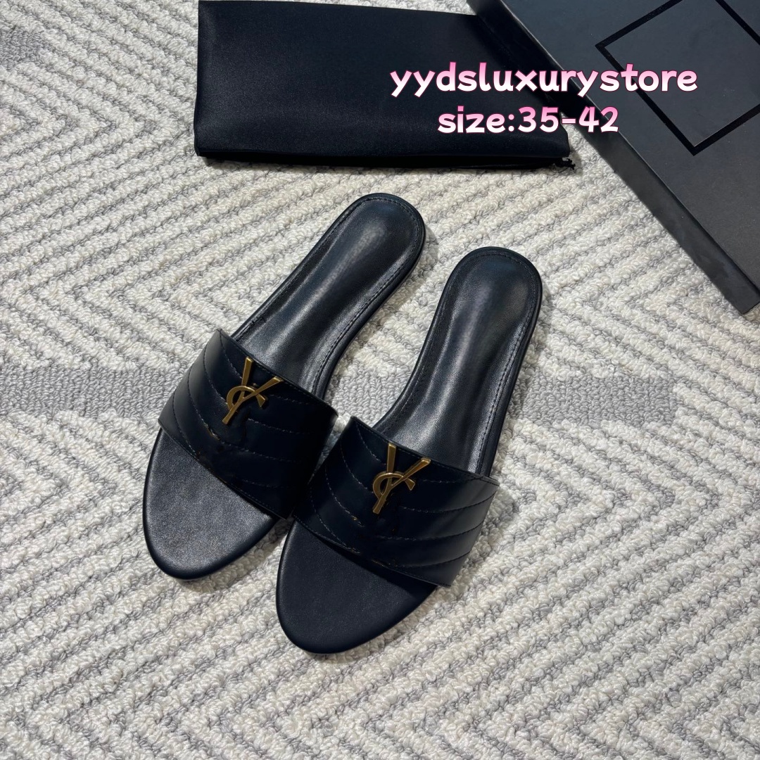 2026ss Designer slides women Leather Flat Sandals with letter logo Quilted Strap Summer Slippers Beach Casual Shoes Size 35-42