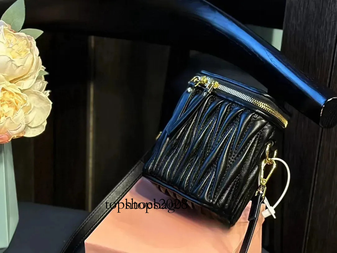 Cosmetic bags Mini Women Designer Handbags Toiletry Toiletries Pouch Storage Cosmetic-Nice Makeup Bag Cases Crossbody Bags With Mirror Box-image-1109671467