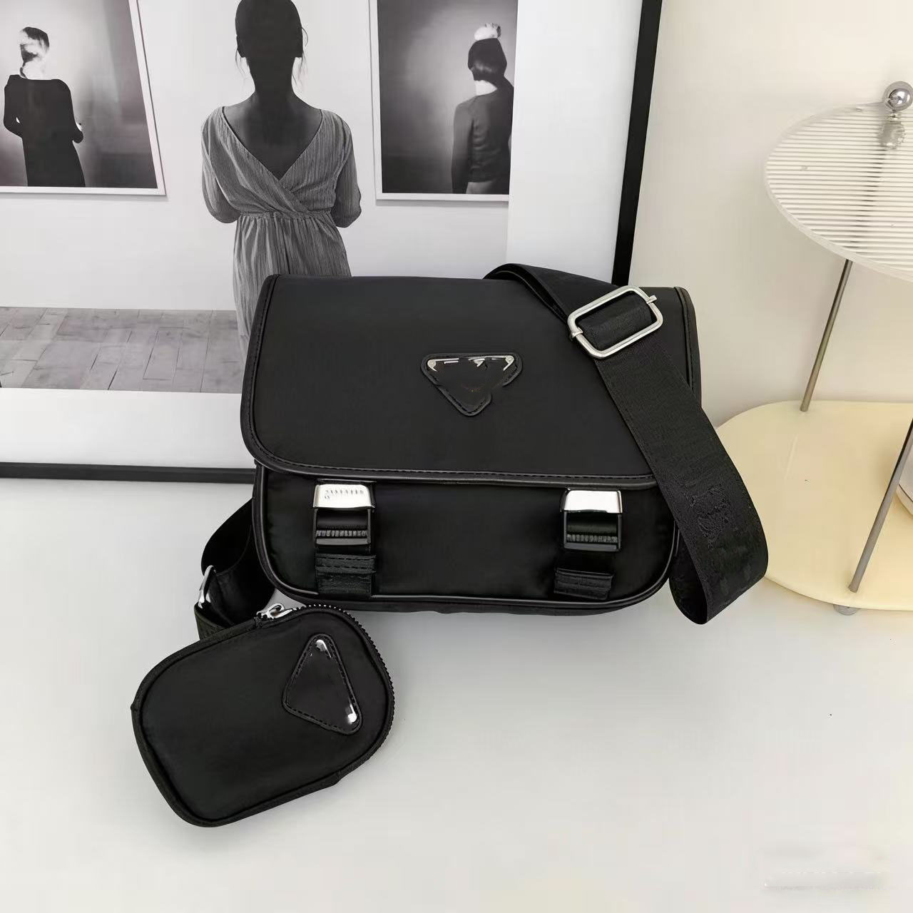 2026 Designer bag shoulder bag high-quality luxury casual handbag Men's and Women's Matching Postman Bag - Nylon Three-in-One Single Shoul
