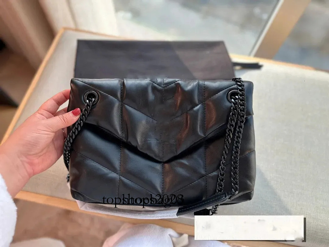 Luxury Designer Woman Bag Handbag Women Shoulder Bags Genuine Leather soft leather is lambskin Messenger Purse Chain with card holder slot clutch-image-1109671494