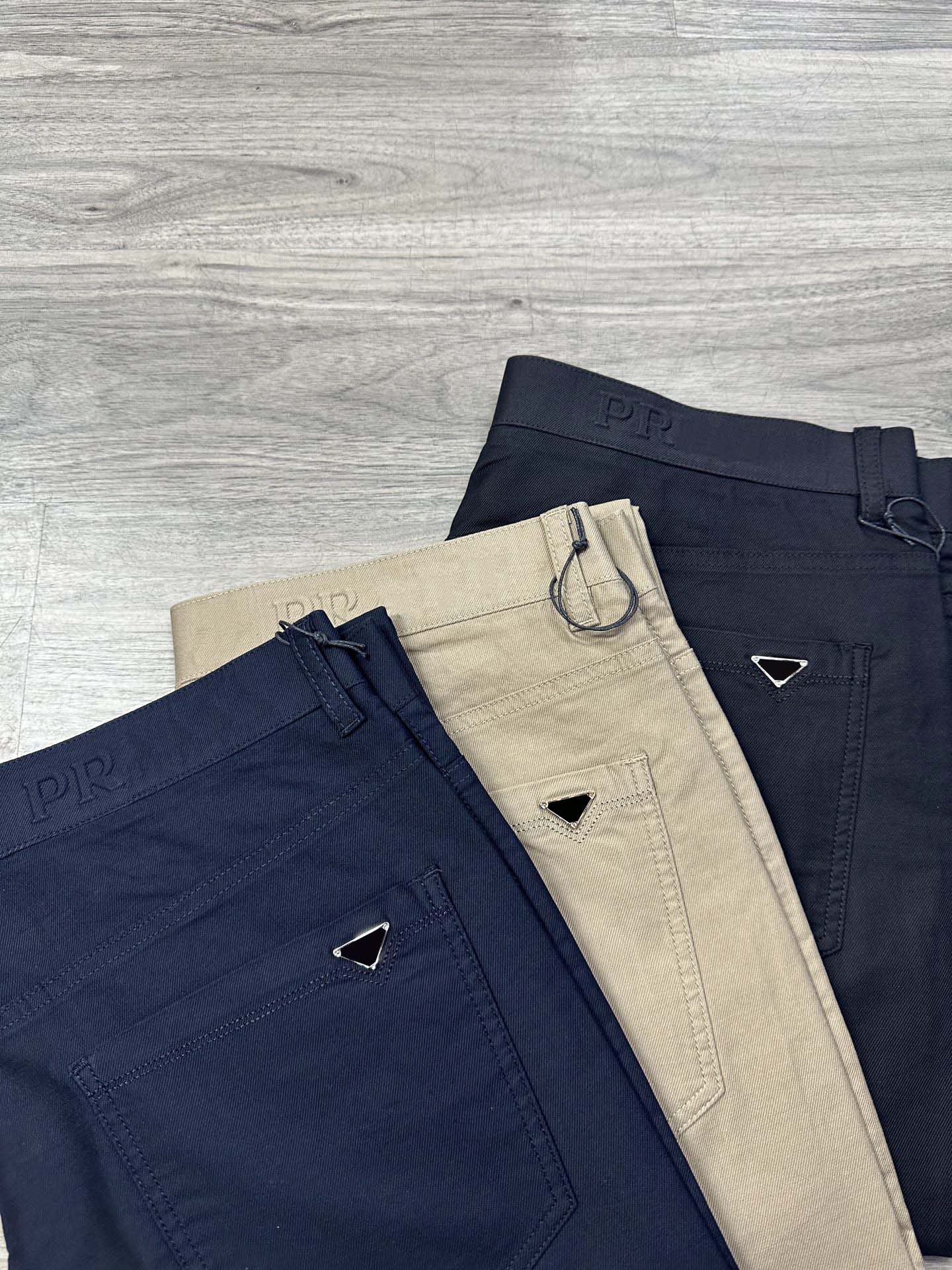 Pantalon habillé pour hommes de luxe PPP Designer Pantalon décontracté d'affaires de haute qualité Pantalon droit Marque de mode Noir Kaki