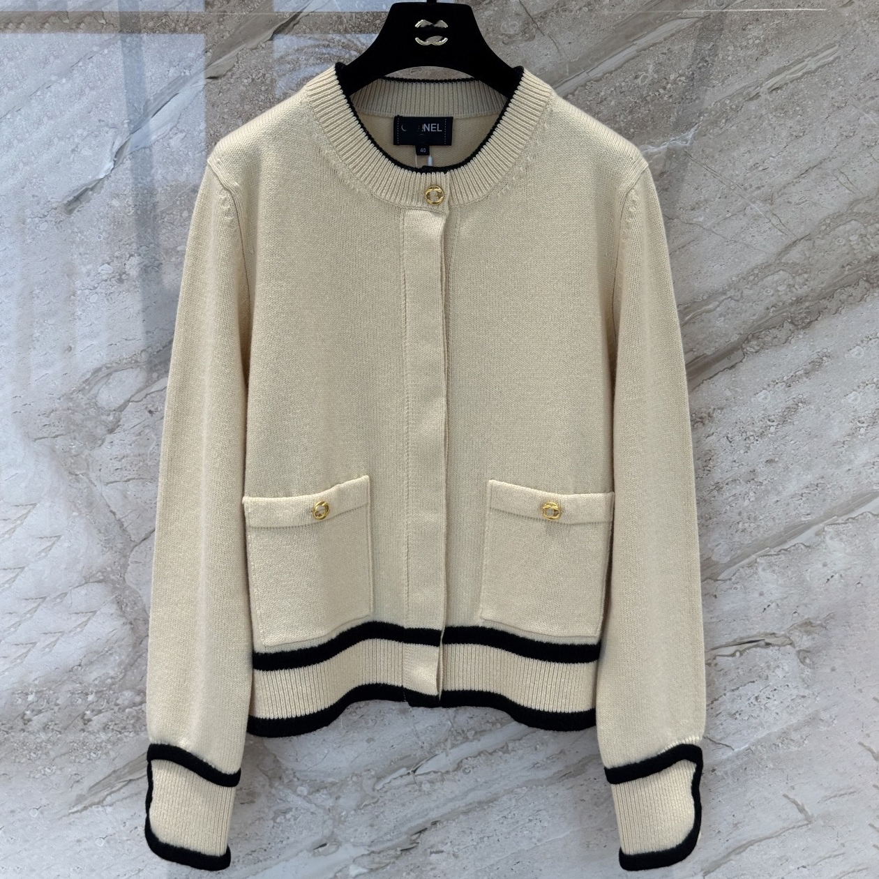 Women's Jackets Designer Luxurious low-key jacket woman French elegant knitted cardigan retro small fragranround neck single breasted sweater t