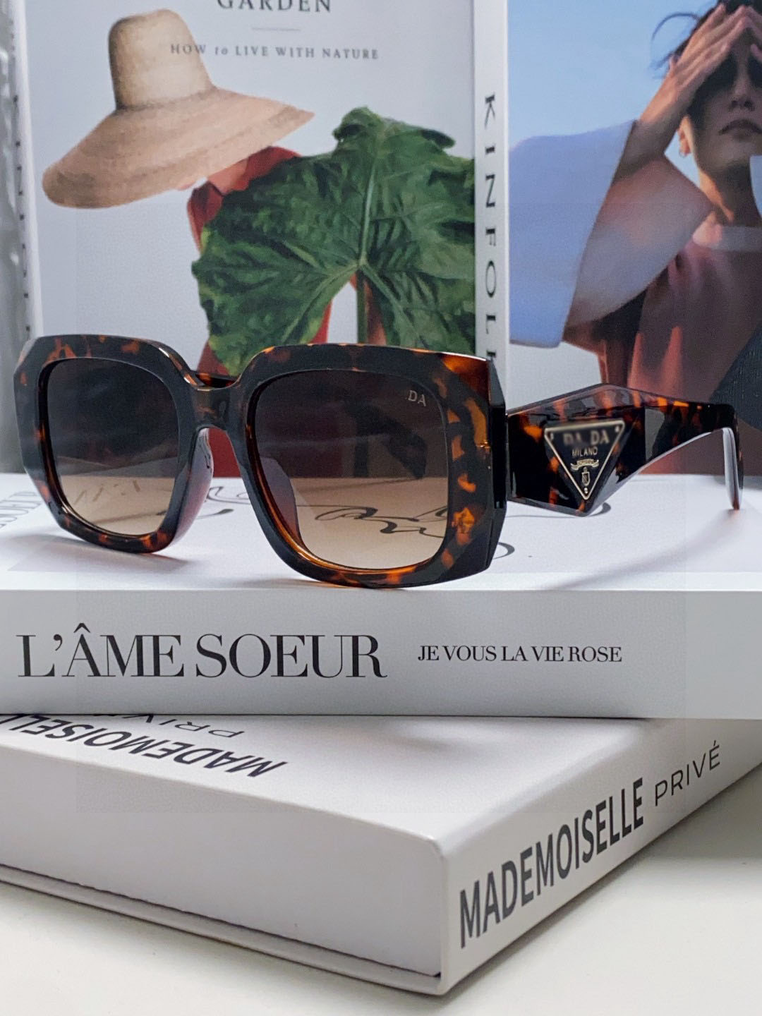 New big brand sunglasses for casual sports, European and American sunglasses for men and women, trendy, personalized, high-end designer, same style
