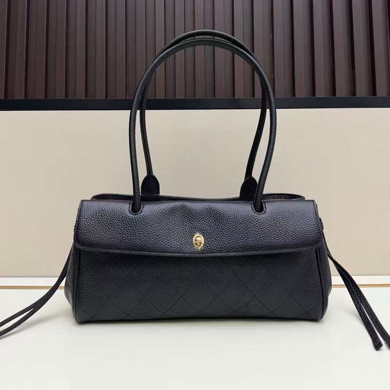 2026 New Designer Shoulder Bags Handbags 26S Black & Gold Caviar Leather Quilted Baguette Bag Tote Bag Large-capacity Luxury Elongated Handbag for W