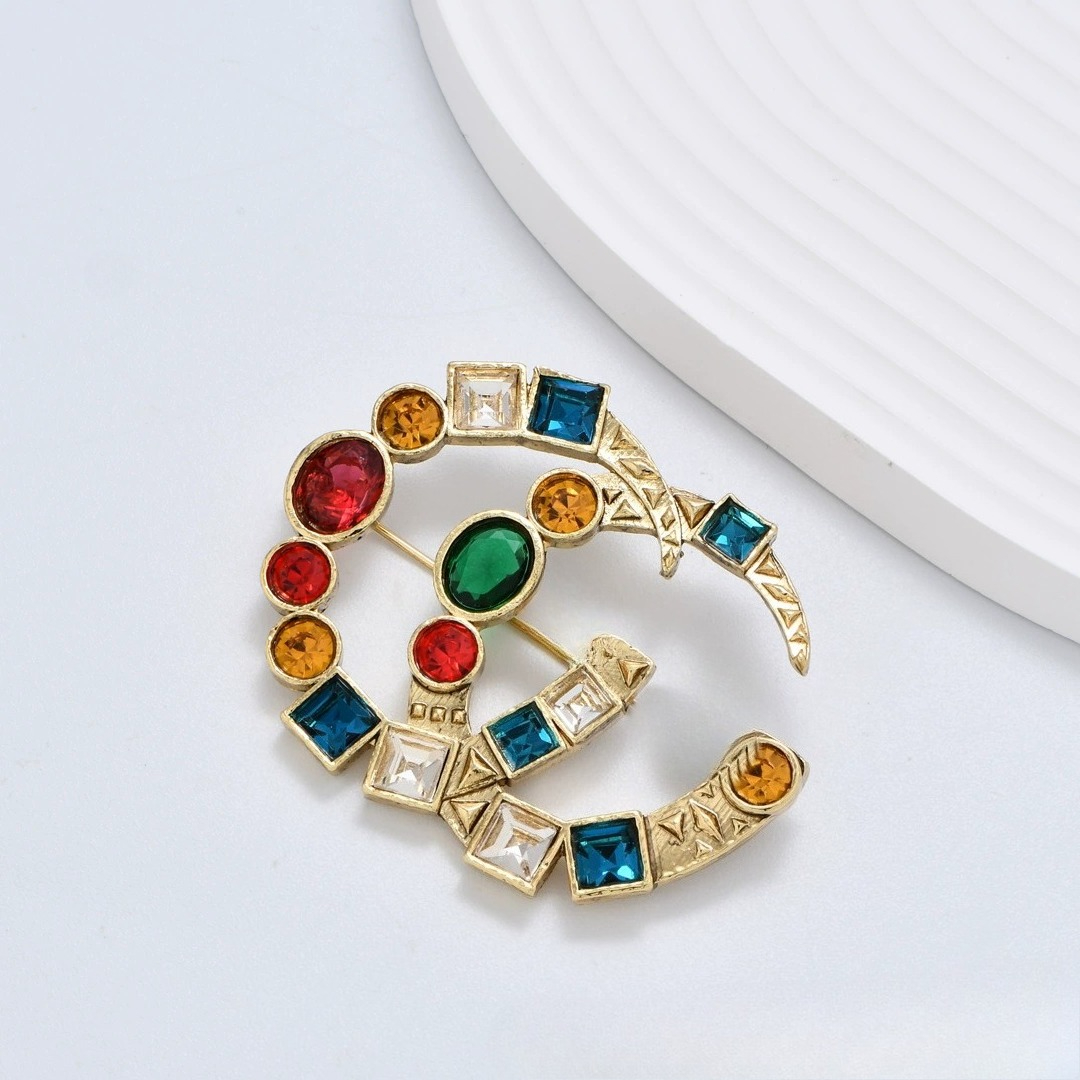 Designer Brooch Pins Brooches luxury broche Letter design jewlery diamond versatile style brooch party gift