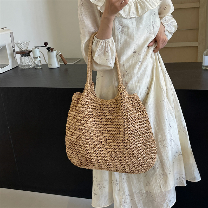 F06 Chic Womans Tote : grande taille de rangement, sac à bandoulière élégant