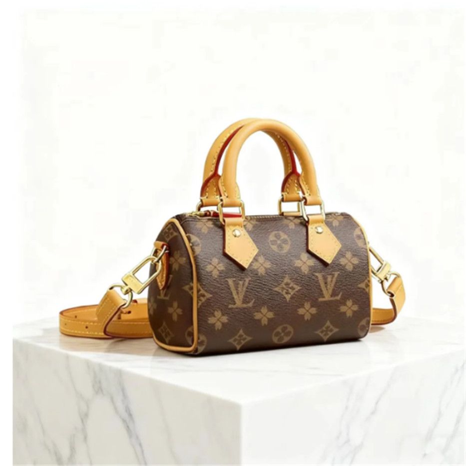 Designer bag Nano Diane handbag Boulogne Women Loop Hobo Shoulder Bag leather clutch pochette classic Mini Chain Purses Luxury tote crossbody Bags18