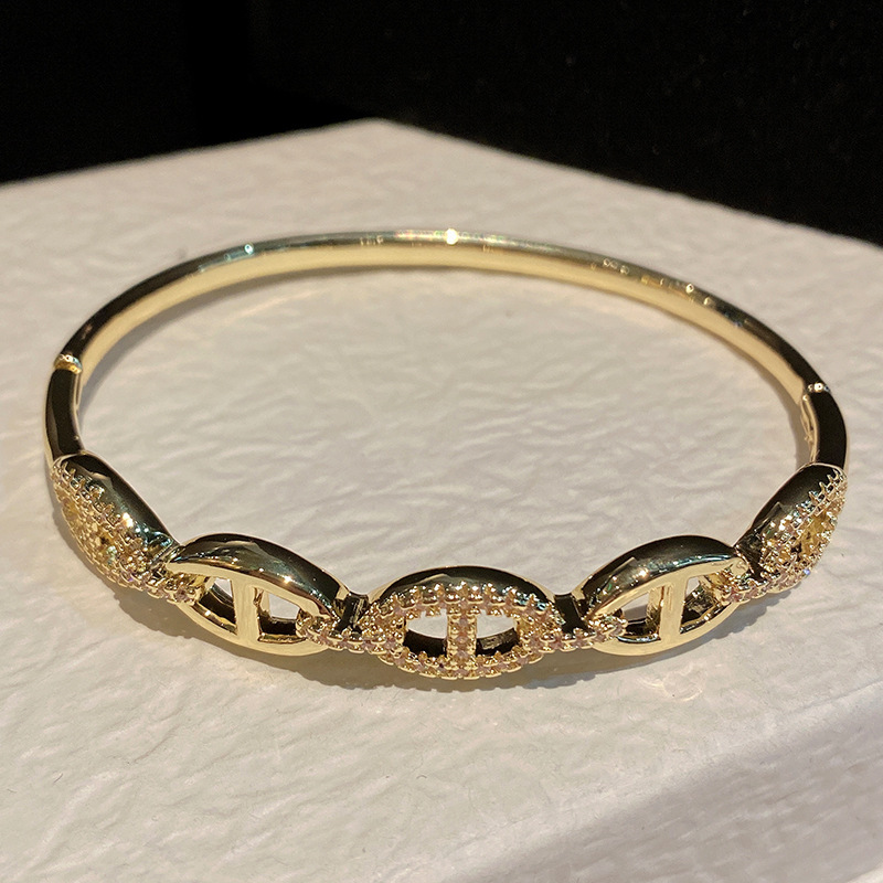 Bangle Bracelet Designer American New Style Real Gold Plated Jade Bracelet With Zircon Inlay Personalized Fashion Light LuxuryAA