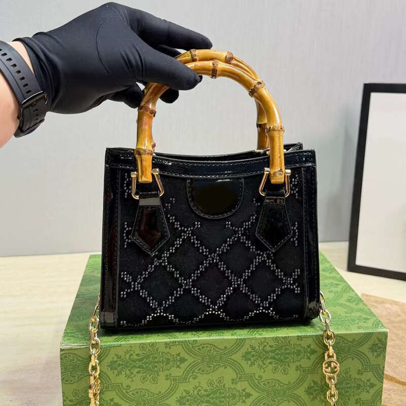 Women Mini Tote Bag Bamboo Handle Fashion Designer Luxury Handbags New High Quality Diamond Shining Crystal Bag Shoulder Crossbody Chain Bag