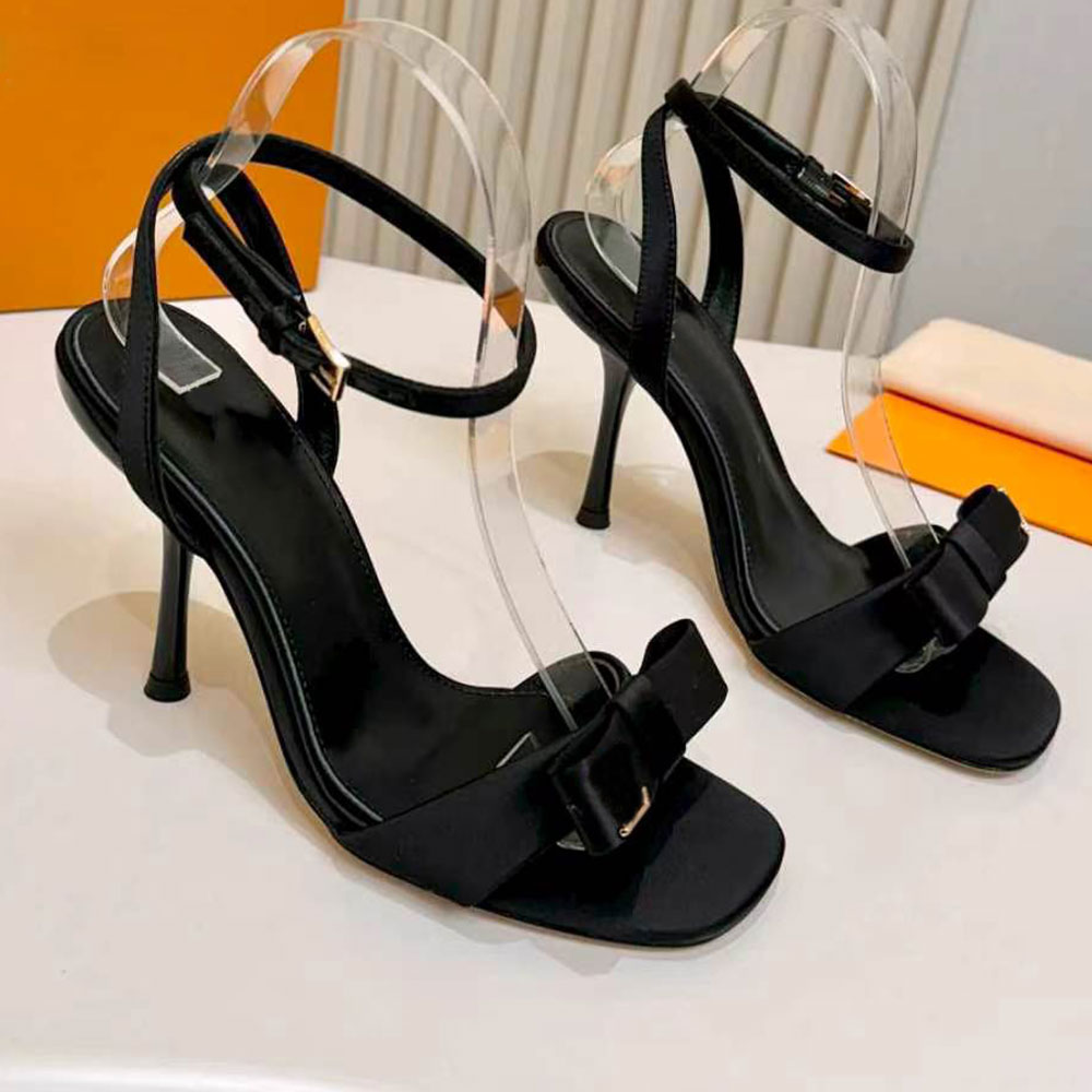 New Womens 6AM Sandal luxury designer sandals 1AK4W0 Black Satin sandals elegant sophisticated high heeled dinner party heel sandals Leather outsole
