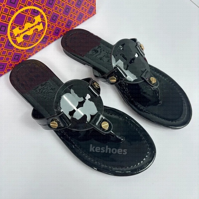 Designer Sandals Womens and Fashionable Summer Herringbone Flat Bottom Beach Shoes Toe Slippers Sizes 35-43
