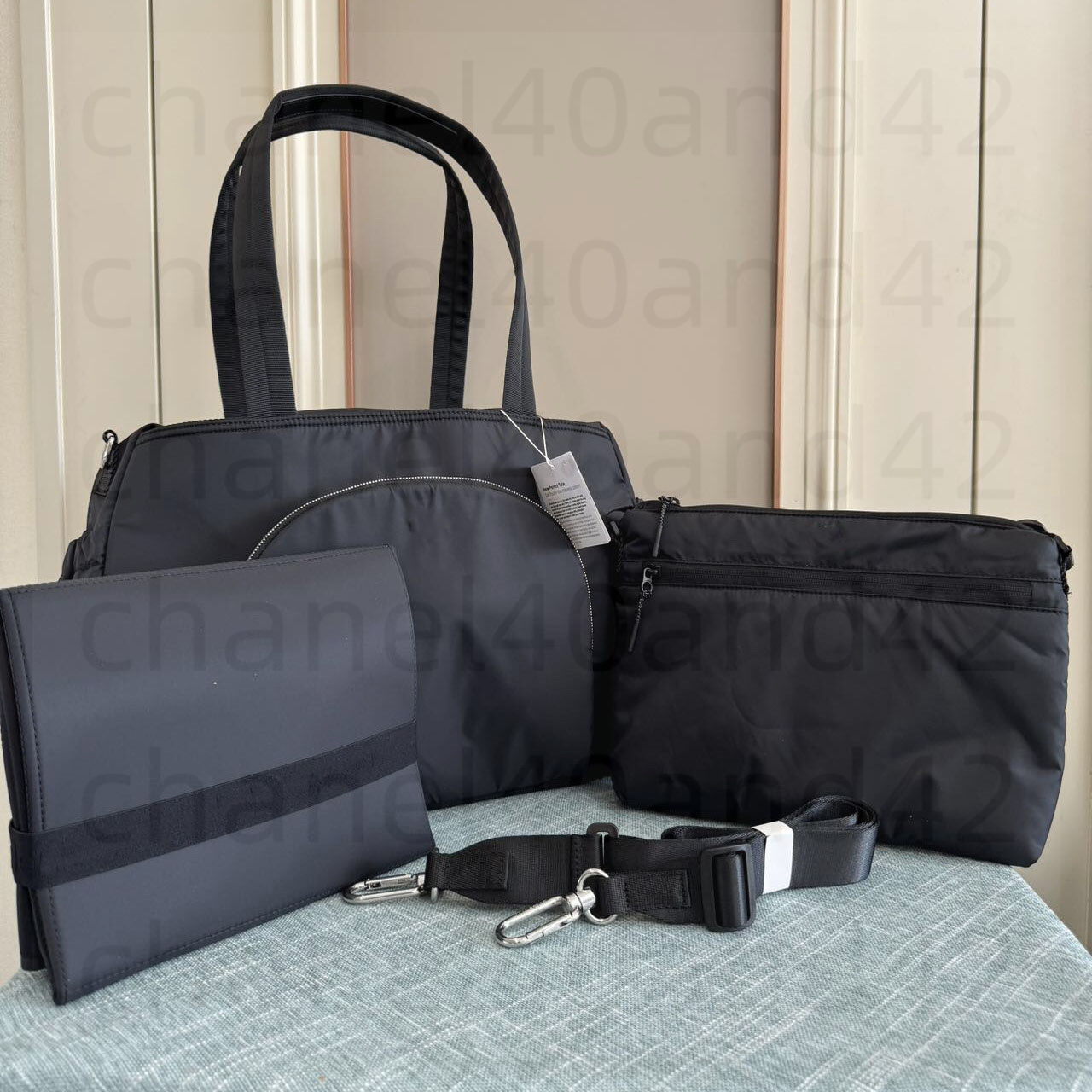 2026 outdoor Elite Backpack Yoga Parent Tote Sport Bag Designer Bag 20L Capacity Mother Crossbody Protective Pad Three-Piece Handbag Set Gym Free Sh