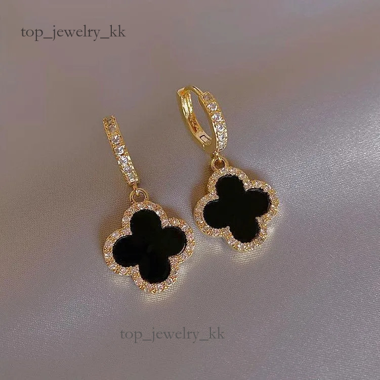 leaf 2026 10A van cleeff earrings Designer Fashionabl trend women senior classic small fragrant wind new gold light flash Unisex four leaf clover ea