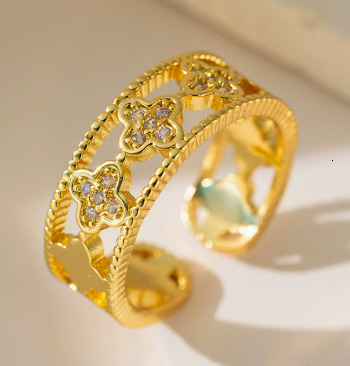 Designer Micro set Zirconia Fashionable Luxurious High end Ring For Fingers Of Ladies Adjustable Open Design