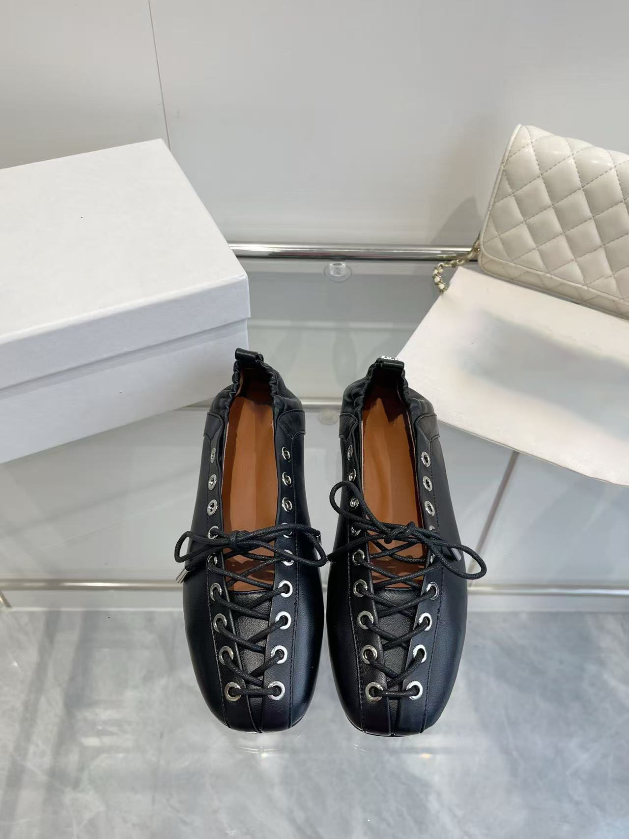 10A High-Quality Luxury Designer Four-Season Wearable Classic Casual Fashion Women's Black Lace-Up Square-Toe Flat Shoes