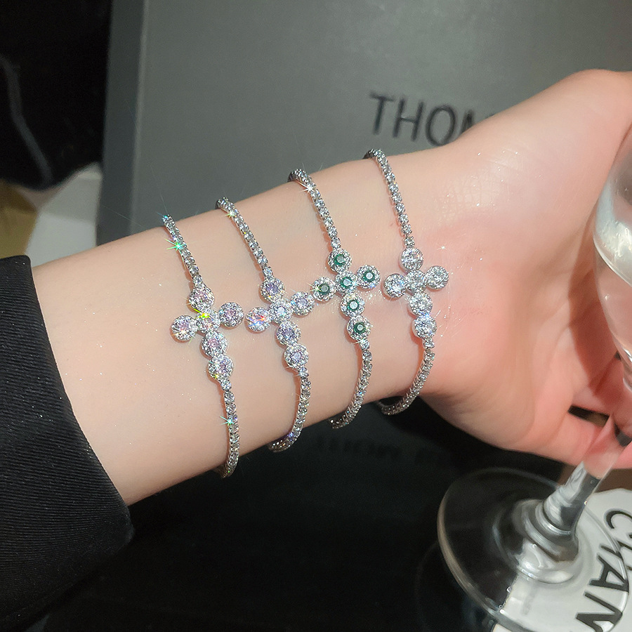Trendy circle bracelet delicate design, 2026 collection, a gentle and sparkling hand chain filled with diamonds-image-1101345816