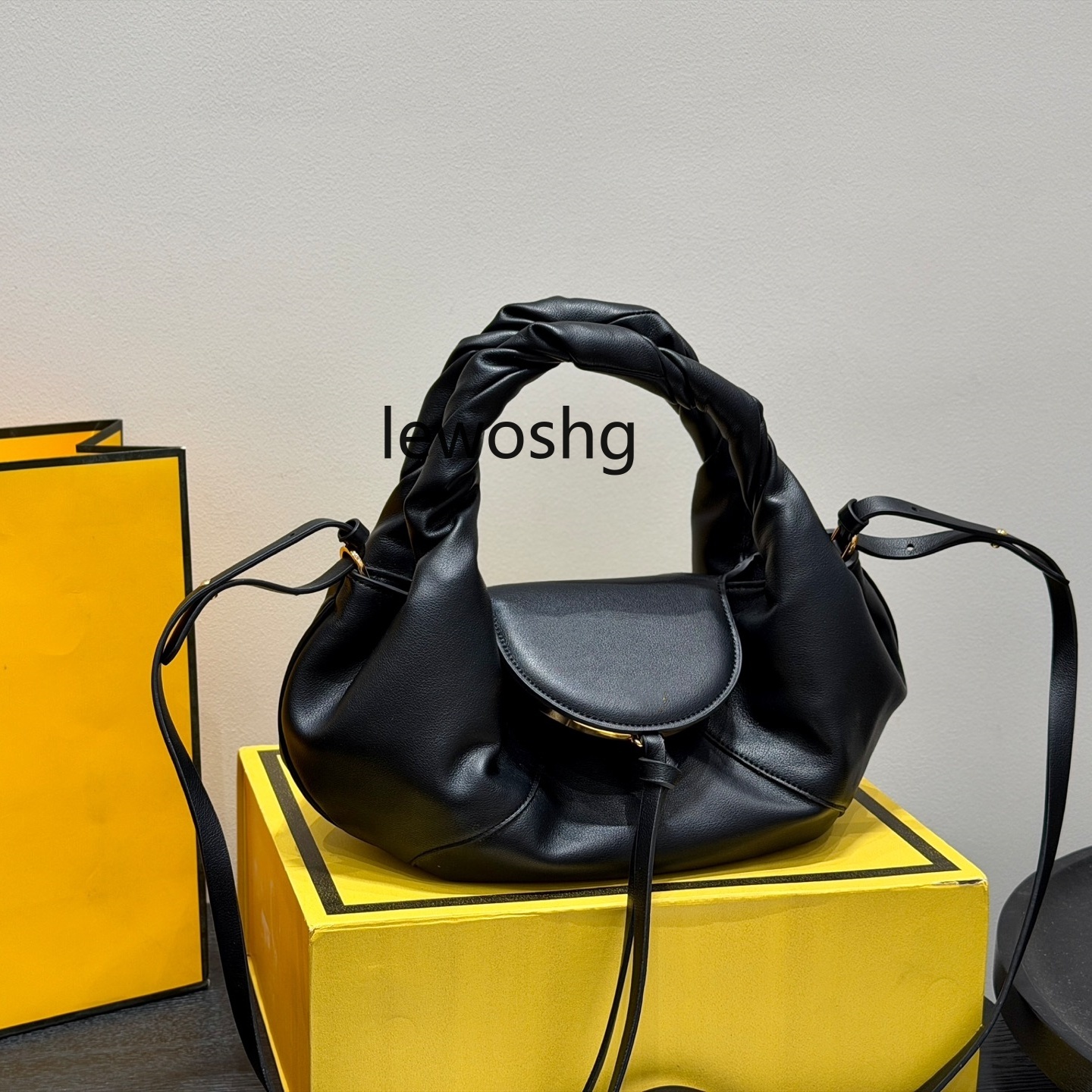 Designer Mini Bag Twisted Handle Spy Bag Women Soft Ruched Leather Hobo Bag Adjustable Strap Crossbody Handbag Ingot Daily Commute shoulder bag